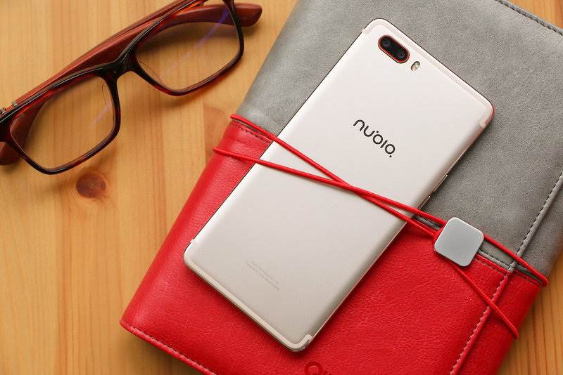 Nubia M2