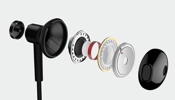 The cable's noise cancellation mechanism of Xiaomi BRE02JY earbuds