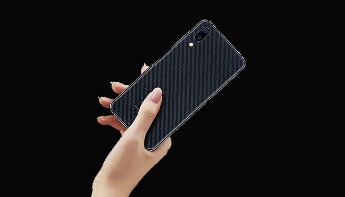 the back of UMIDIGI One Max