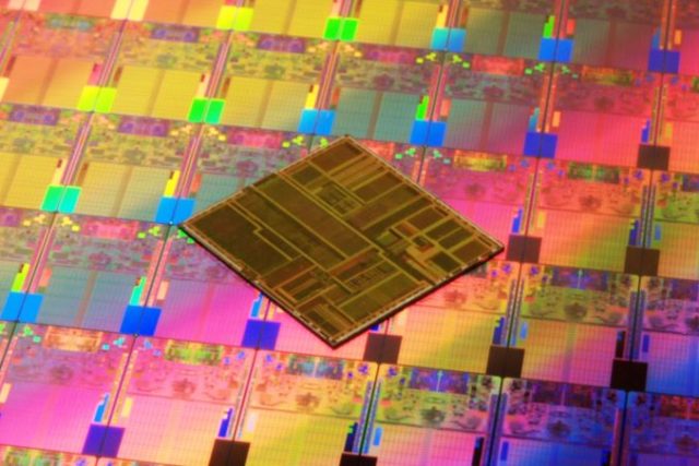 Intel 7nm Delayed By 6 Months; Company to Take “Pragmatic”...