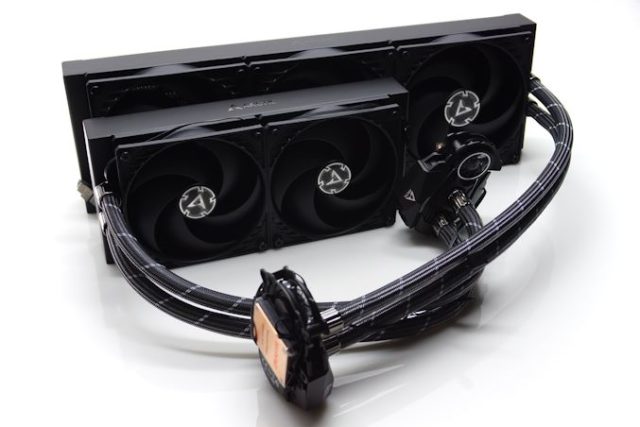 The Arctic Cooling Liquid Freezer II 240 & 420 AIO Coolers...