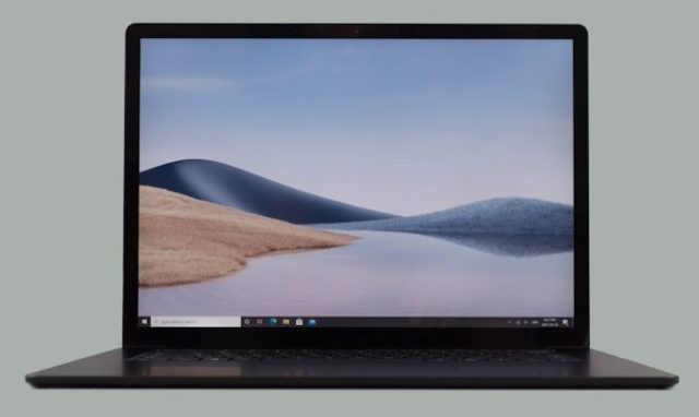 The Microsoft Surface Laptop 4 15-Inch Review: Refreshing...
