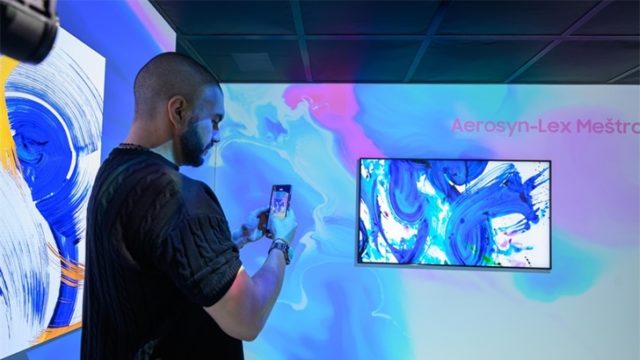 Samsung Electronics Showcases Interactive Installation at