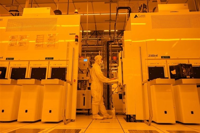 Japans-chip-tool-market-to-top-JPY5-trillion-in-FY26.jpg Japan's chip tool market to top JPY5 trillion in FY26...