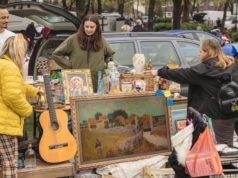 Samsung Brings The Frame to London Secondhand Market for an