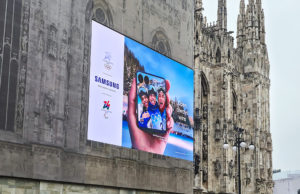 Samsung’s “Open Always Wins” Campaign Comes to Life in Milan