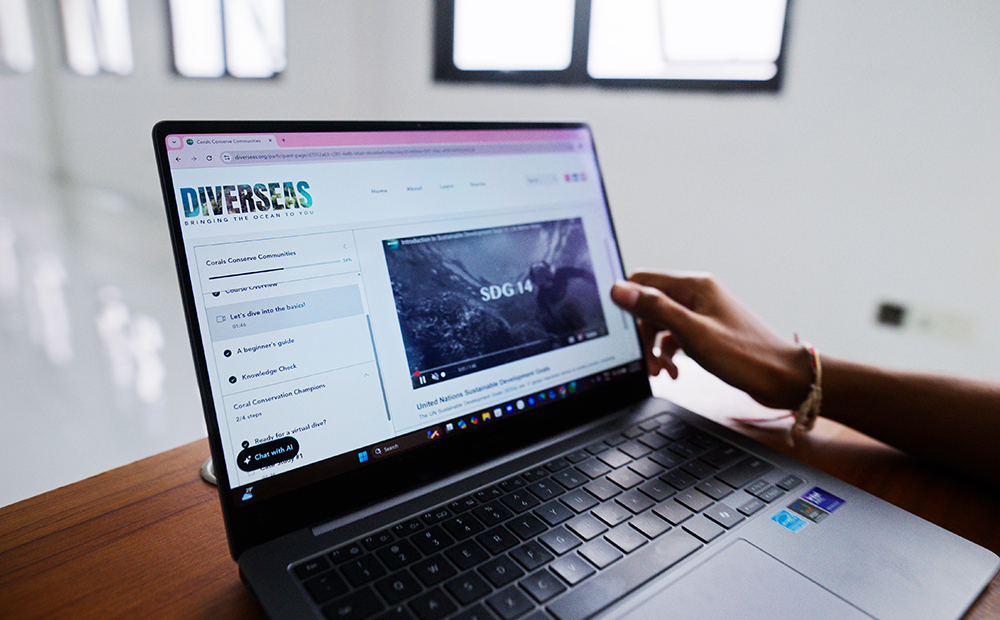 Diverseas' online courses extend ocean education beyond the classroom, reaching students in more than 10 countries.