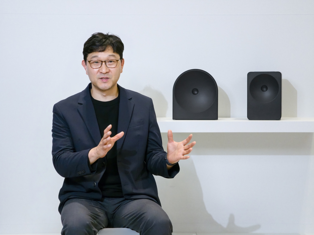 Music Studio series tailors the listening experience to user preferences, differentiating the core value of each model for optimized everyday use.
