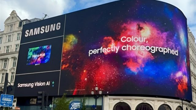 Samsung Launches Global Landmark Outdoor Billboard Campaigns