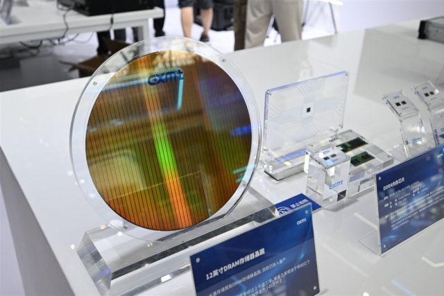 China-memory-makers-fuel-local-chip-equipment-push-as.jpg China memory makers fuel local chip equipment push as...